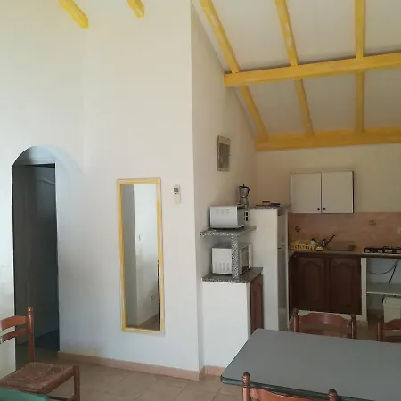 Resort Marina Di A Testa *