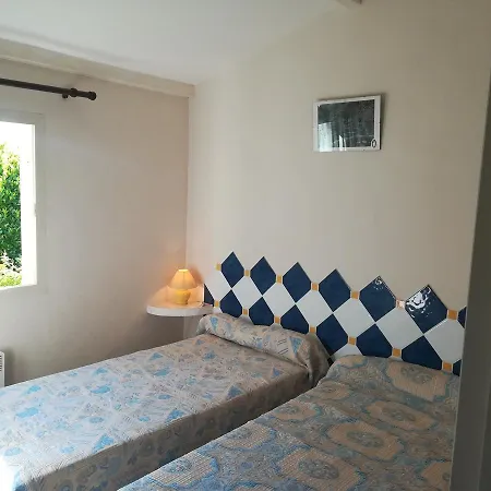 Marina Di A Testa Ośrodek wypoczynkowy Sainte-Lucie de Porto-Vecchio