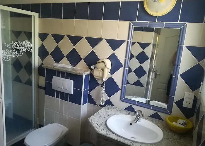Üdülőközpont Marina Di A Testa *